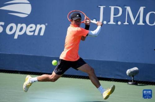 开头网球的av,揭秘网坛激情瞬间